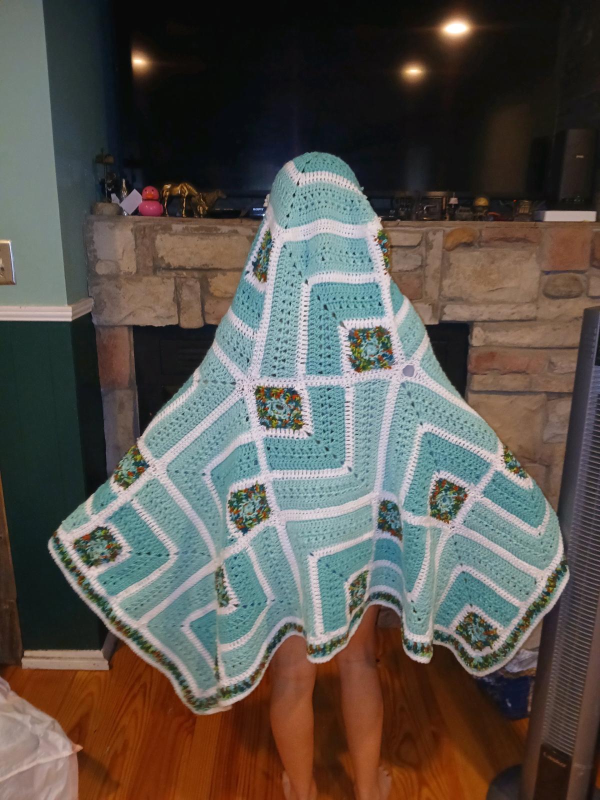 hand made hoodie - Andalusia, Alabama - FleaMarketBay