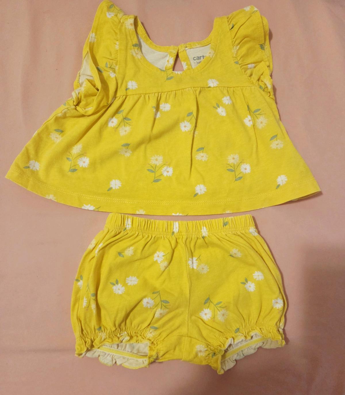 Infant girl Carters set - Brooklyn, New York - FleaMarketBay