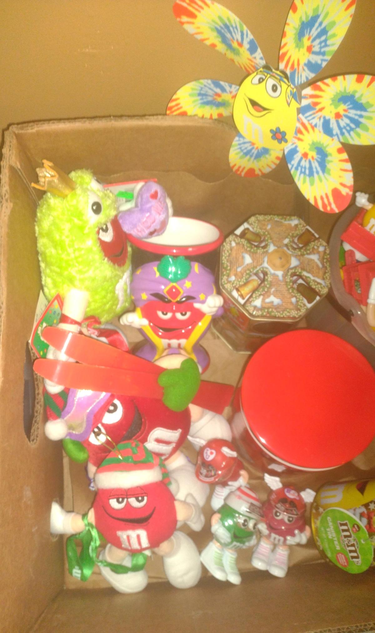 M and M Candy Collectibles Lot whole box - Bay City, Michigan - FleaMarketBay