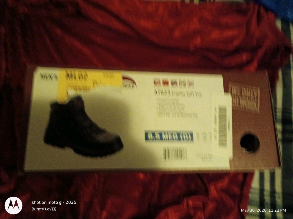 Black Work Boots sZ 8 and half - Portland, Oregon - FleaMarketBay