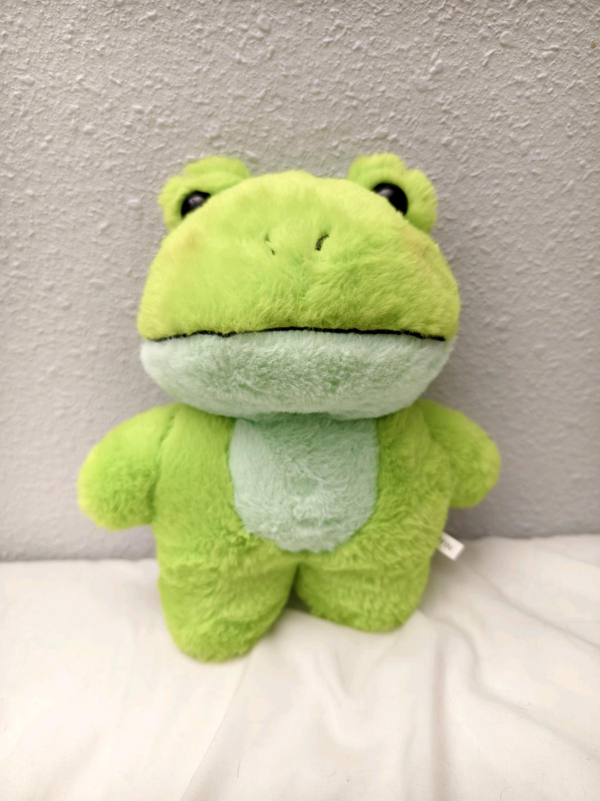 Cute green frog plush - Rosemead, California - FleaMarketBay