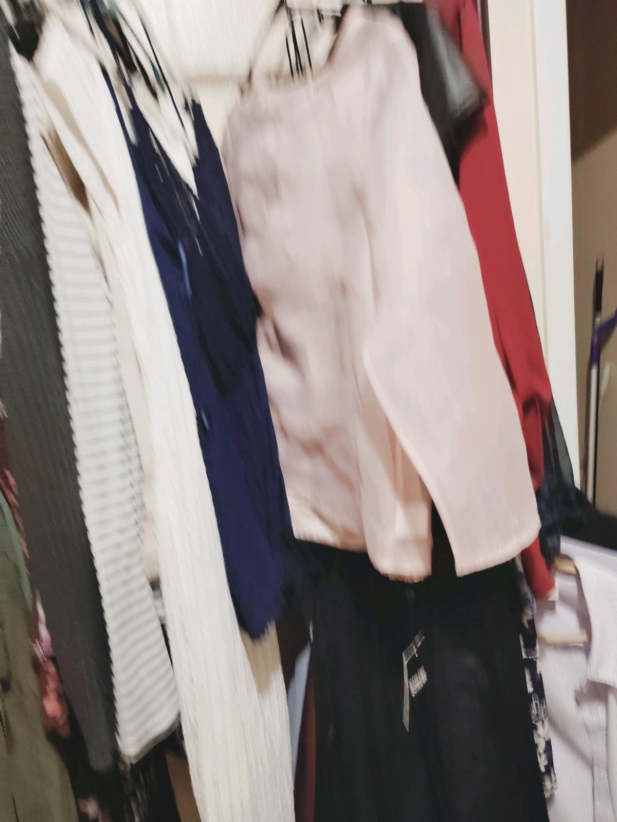 women and mens clothing accessories shoes - San Antonio, Texas - FleaMarketBay