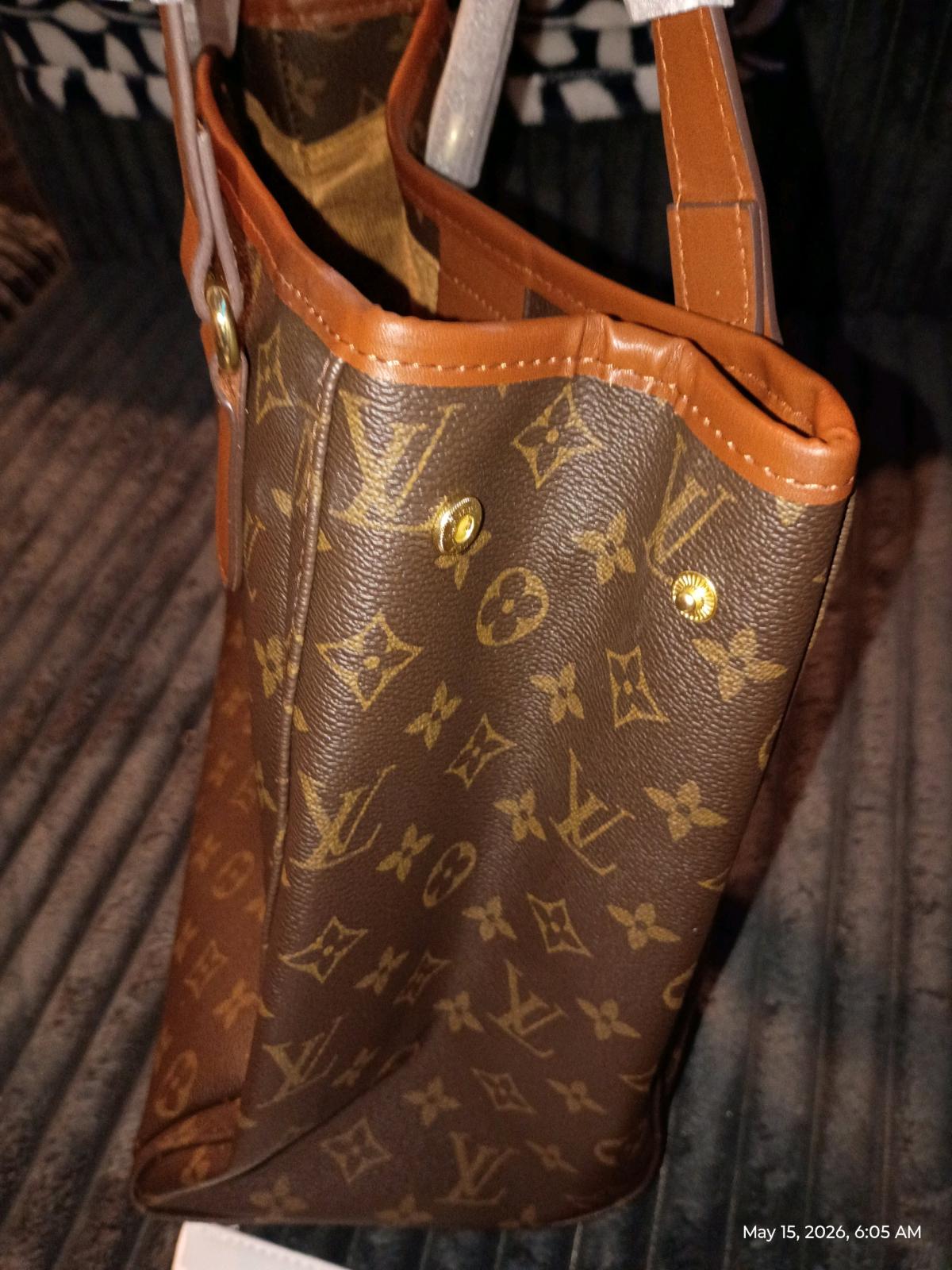 Louis Vuitton bag large bag - Denver, Colorado - FleaMarketBay