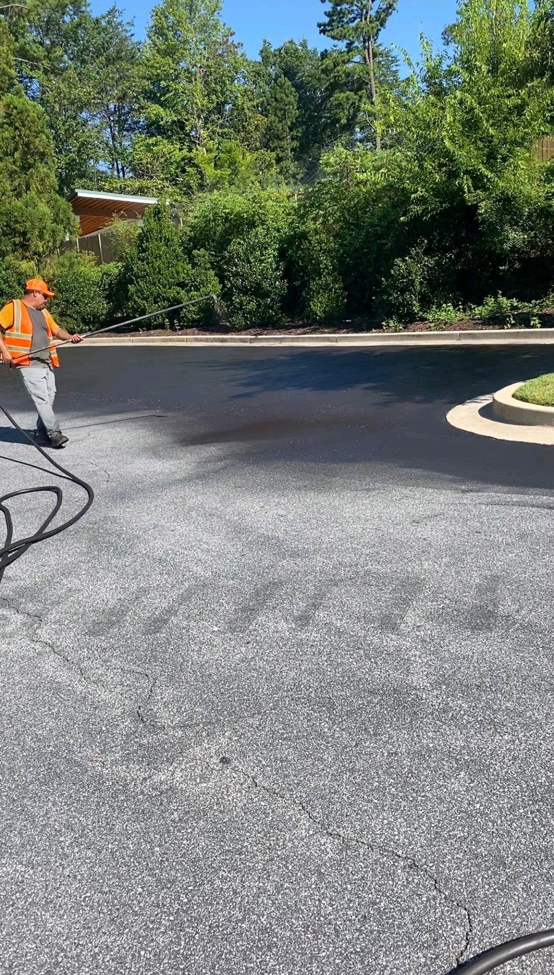 Asphalt Pavement Maintenance - Marietta, Georgia - FleaMarketBay