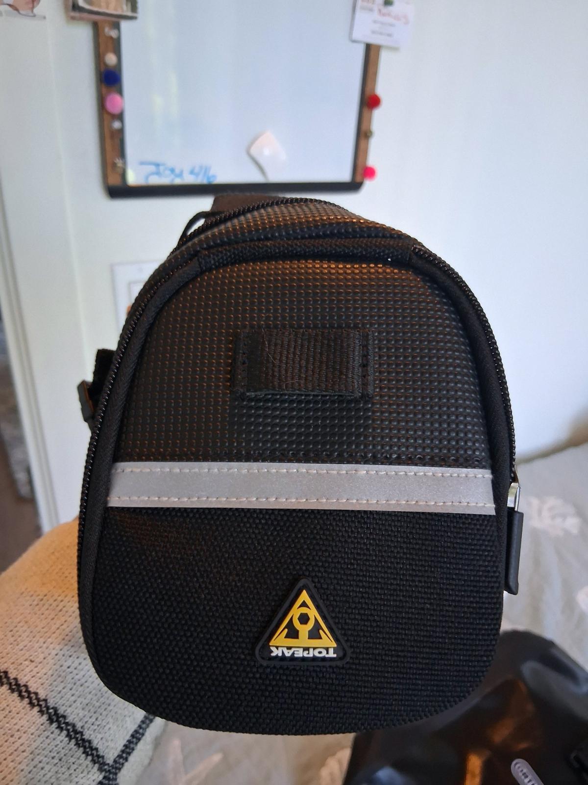 Topeka bike bag in great condition - Portland, Oregon - FleaMarketBay