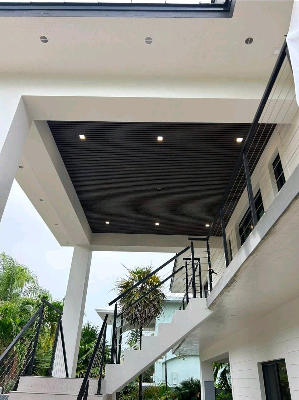 Custom modern decorations - Miramar Beach, Florida - FleaMarketBay