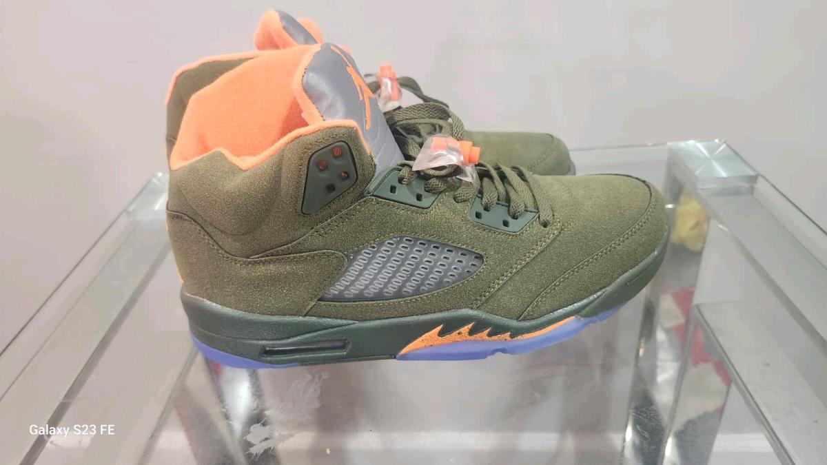 Jordan 5 size 12 - Holyoke, Massachusetts - FleaMarketBay