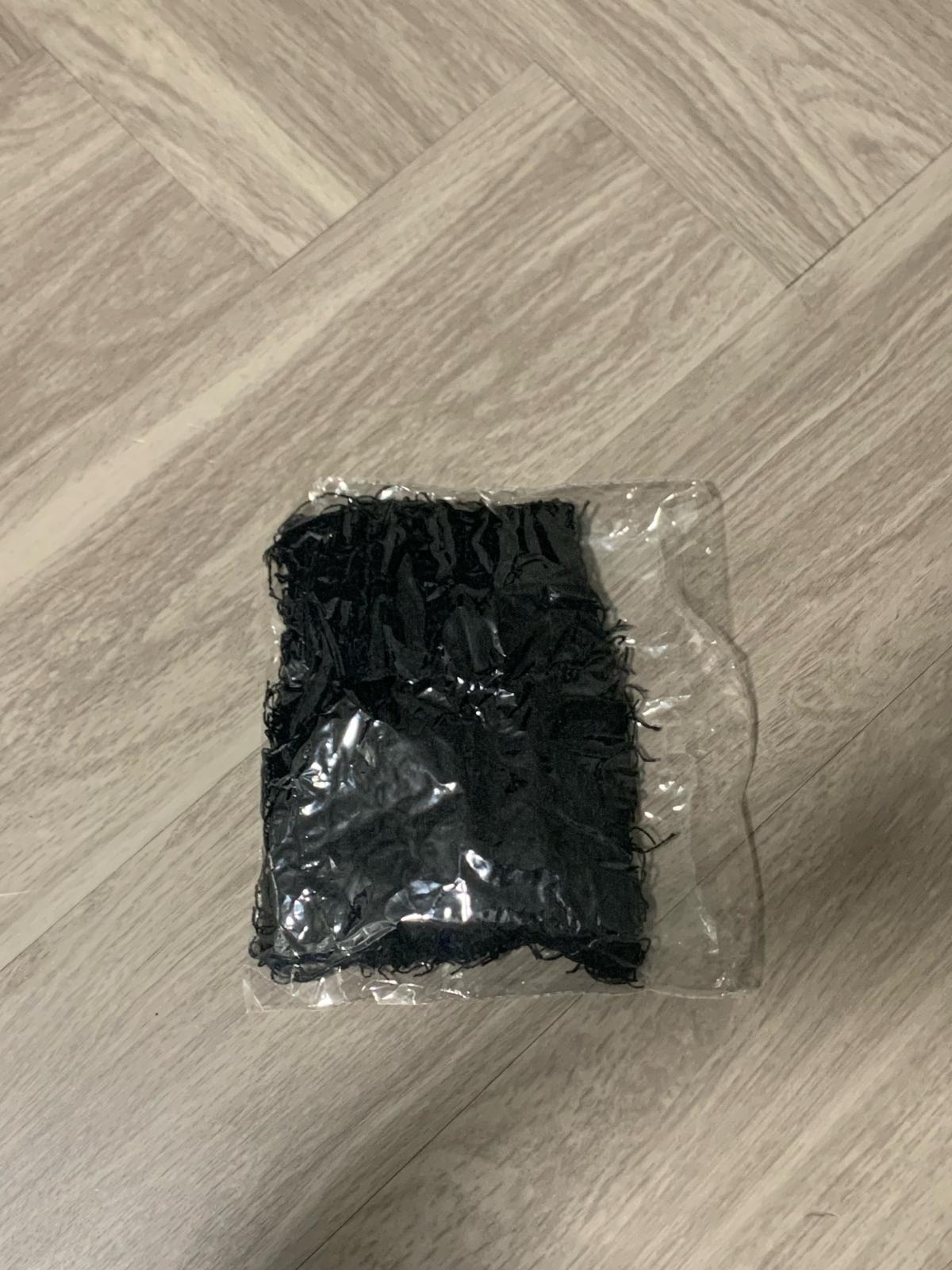 Black knitted beanie - Euless, Texas - FleaMarketBay