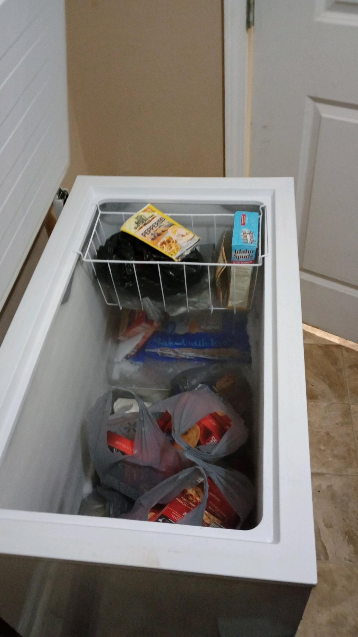 HISENSE 10 CUBIC FT DEEP FREEZER - Athens, Tennessee - FleaMarketBay