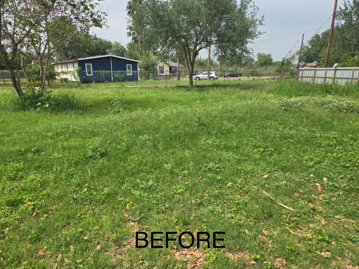 Corto Yardas O Acres - Edcouch, Texas - FleaMarketBay