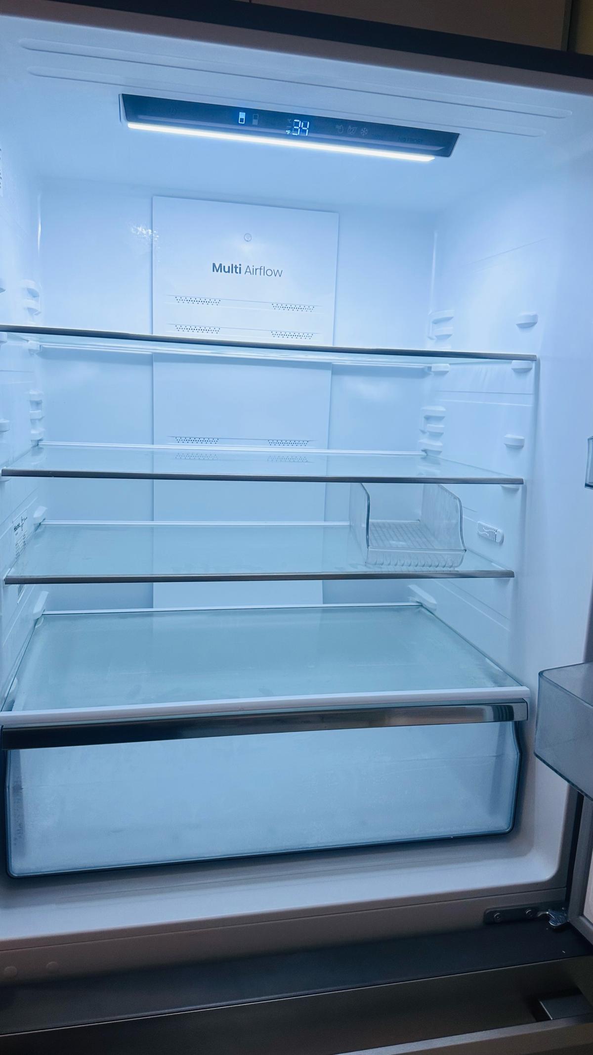 Hisense Stainless Steel Bottom Freezer Refrigerator - Metairie, Louisiana - FleaMarketBay