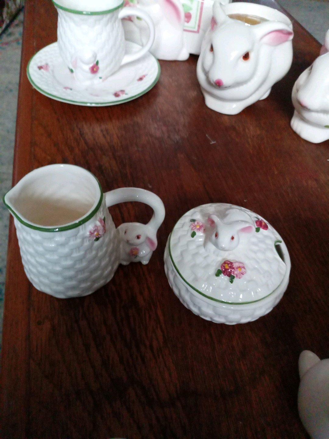 easter from avon - Saint Elmo, Illinois - FleaMarketBay