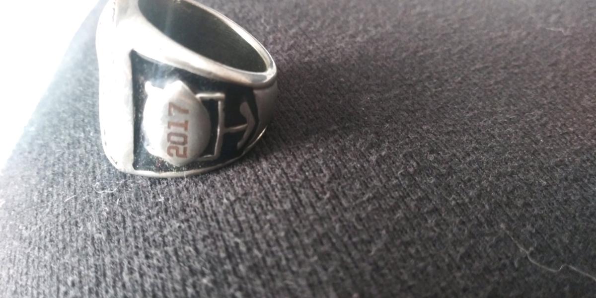 Indianapolis Colts Super Bowl commemorative ring - Fort Wayne, Indiana - FleaMarketBay