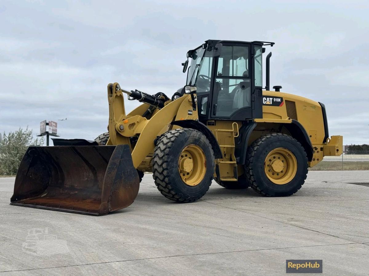 2015 CATERPILLAR 910K - Chicago, Illinois - FleaMarketBay