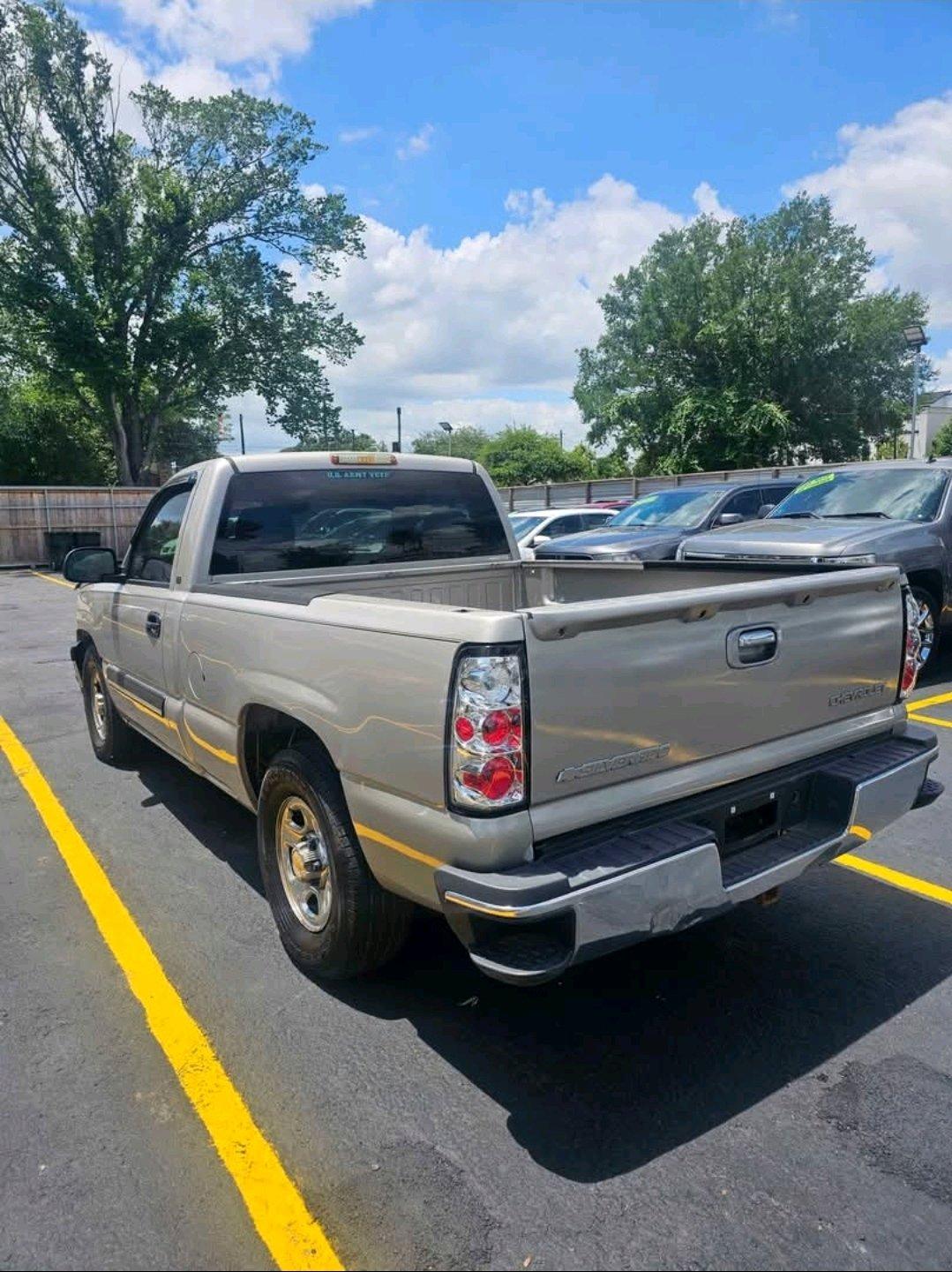 2004 Chevrolet Silverado Work Truck - Houston, Texas - FleaMarketBay