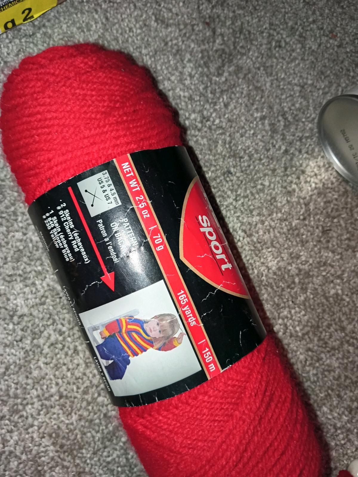 red yarn silver shimmer spray paint and Hot glue sticks - Madison, Indiana - FleaMarketBay