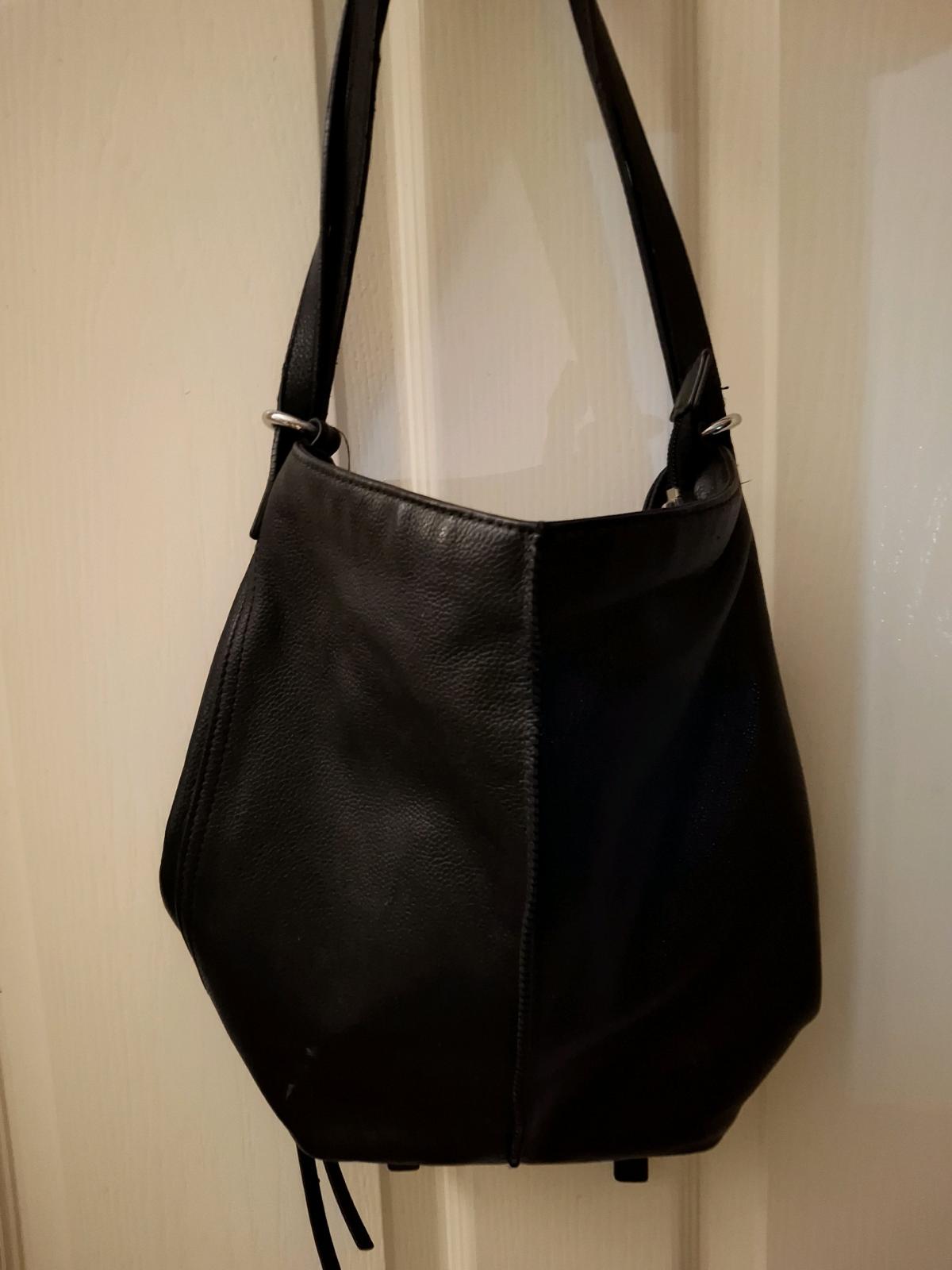 Black Purse Backpack - Panorama City, California - FleaMarketBay