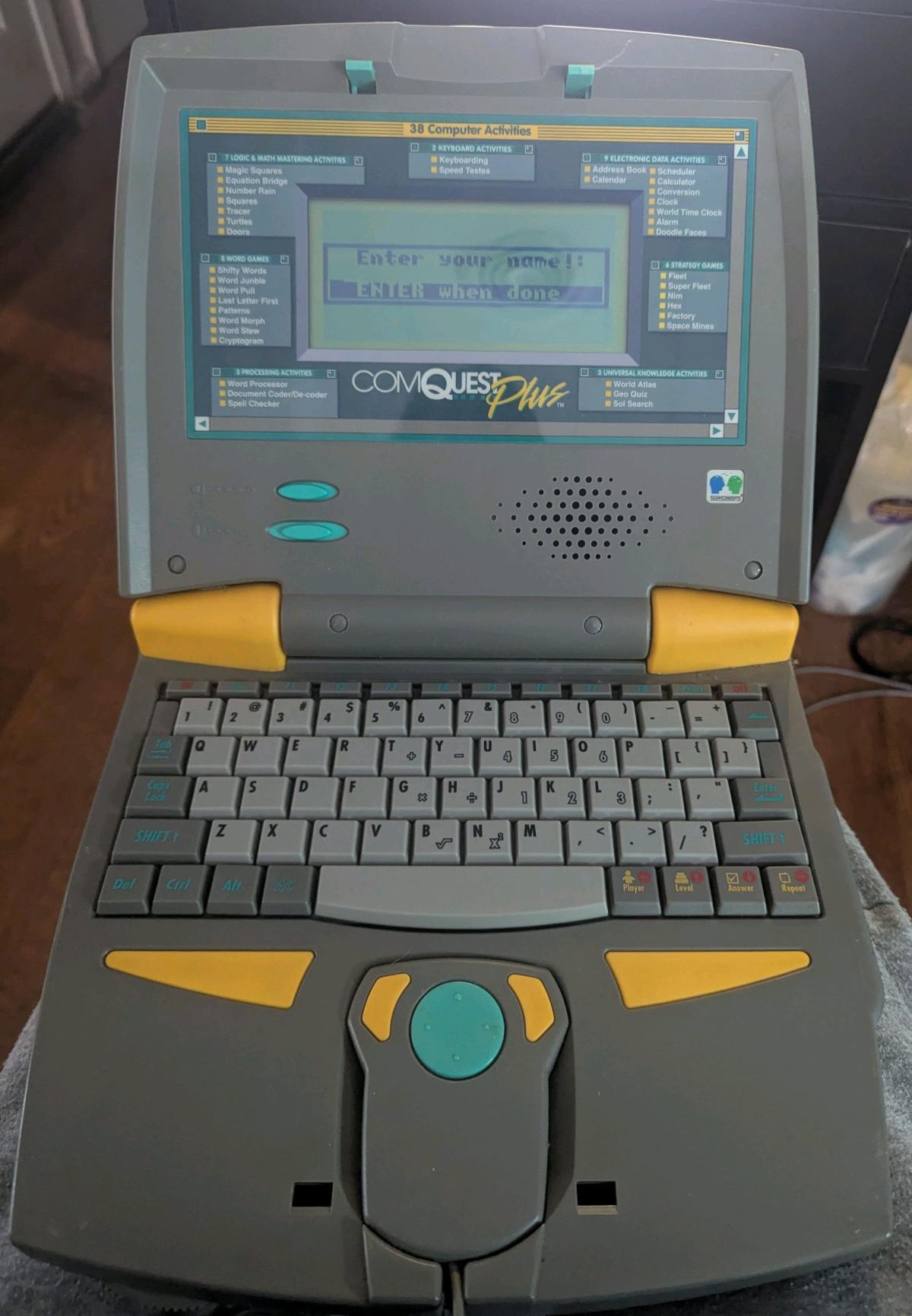 Vintage ComQuest Plus Computer Laptop - Northfield, New Jersey - FleaMarketBay