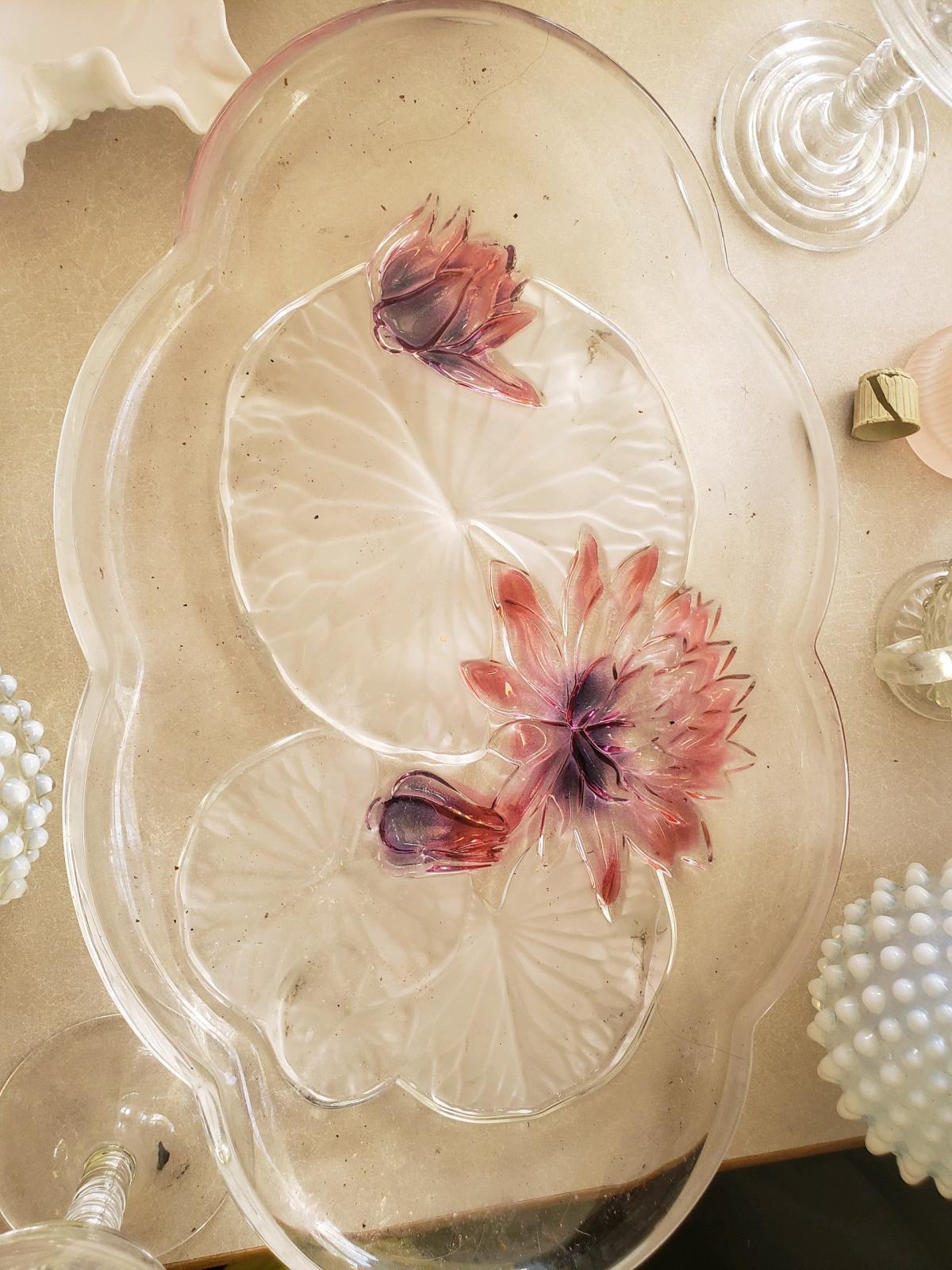 antique flower platter - Juneau, Wisconsin - FleaMarketBay