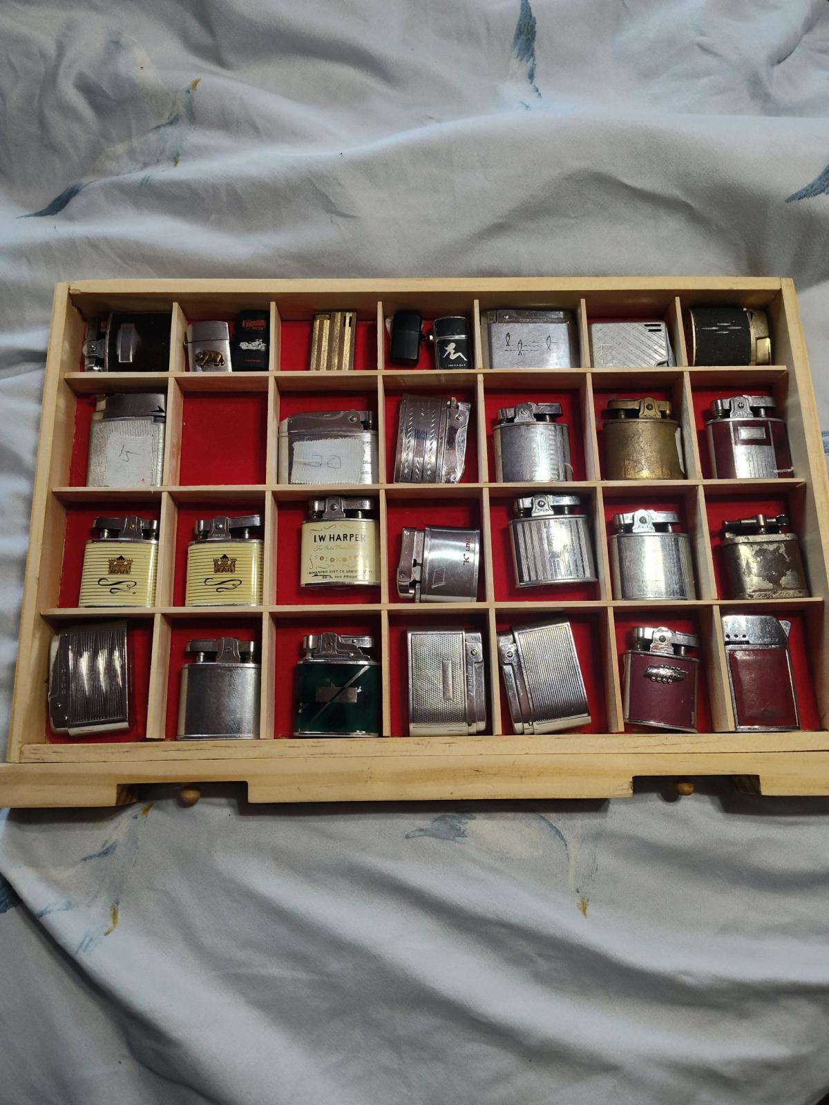 old  ronson and Bentley lighters - Vineland, New Jersey - FleaMarketBay
