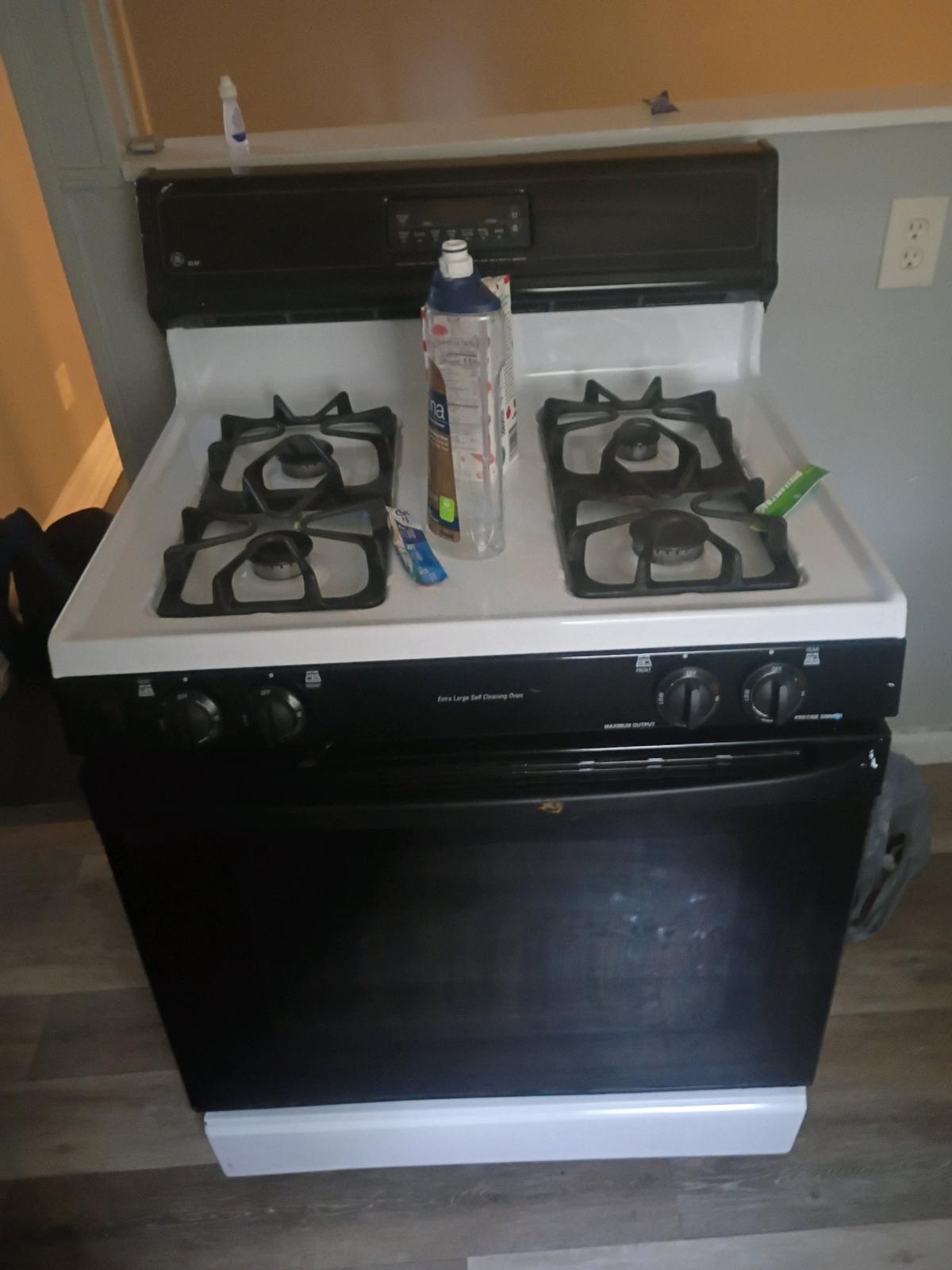 stove gas ge - Memphis, Tennessee - FleaMarketBay