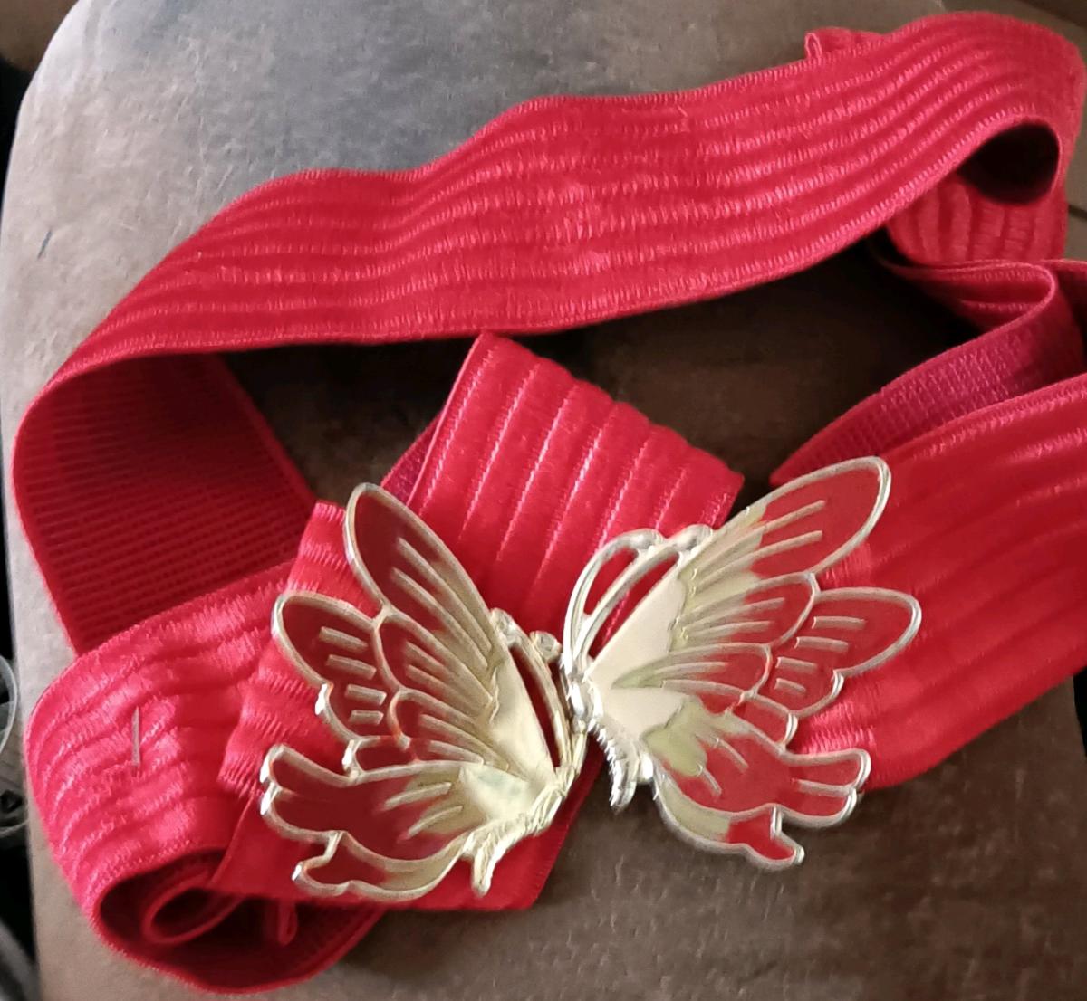 Red Butterfly Belt - Alicia, Arkansas - FleaMarketBay
