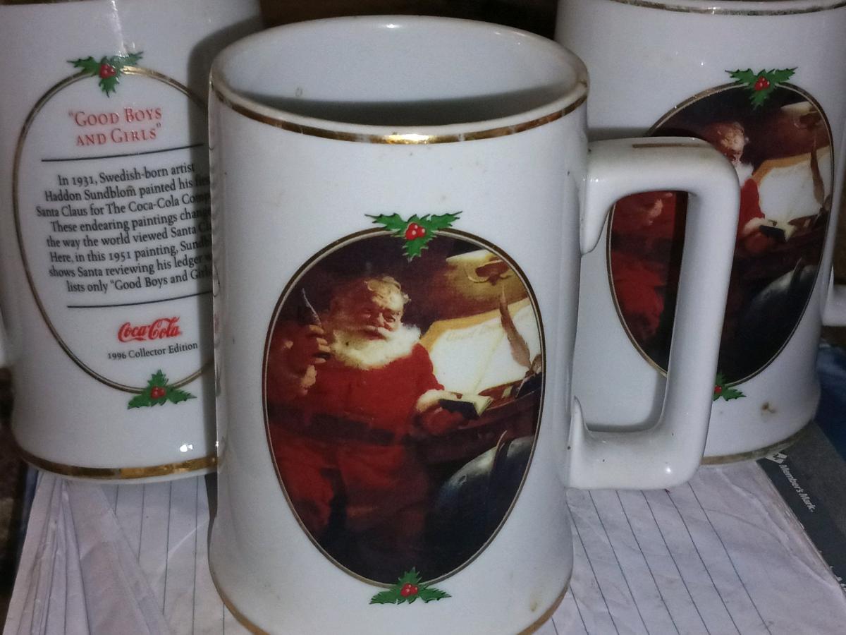 Christmas mugs coke - Hamilton, Alabama - FleaMarketBay