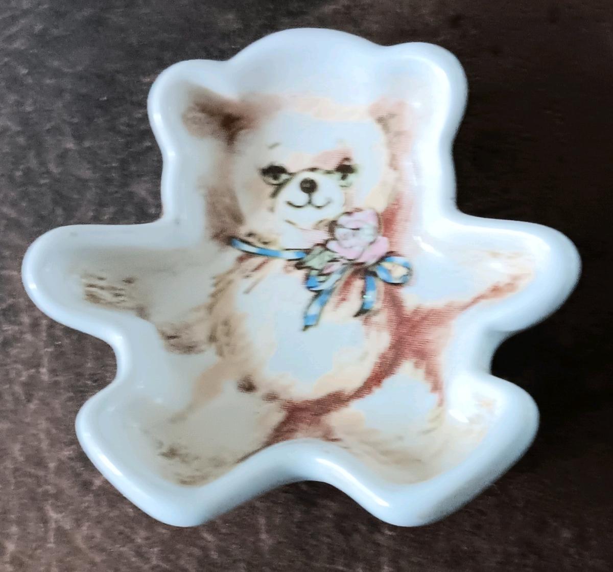 ceramic bear tea cozy - Carson, California - FleaMarketBay