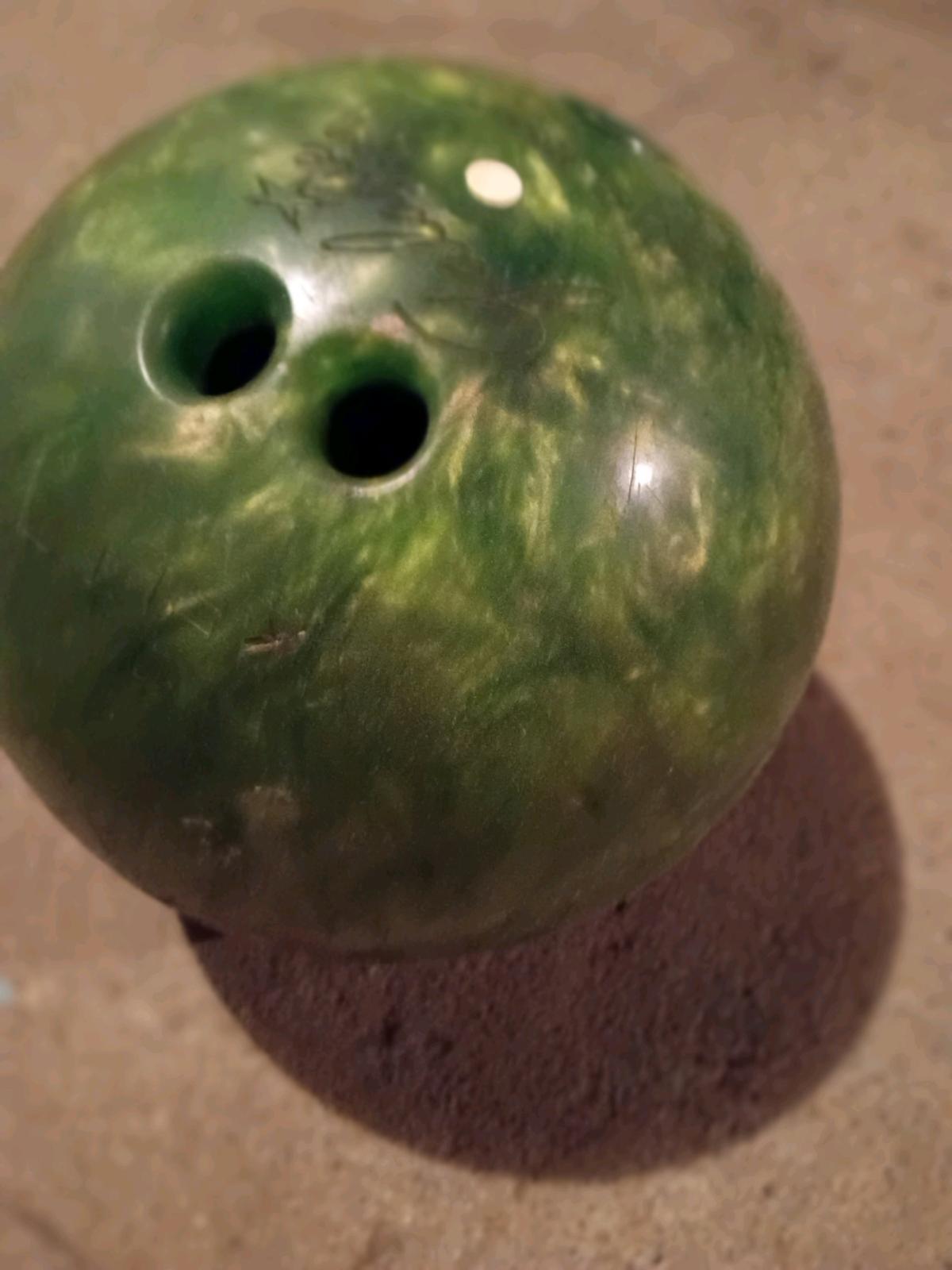 almost new green bowling ball - Madison, Indiana - FleaMarketBay