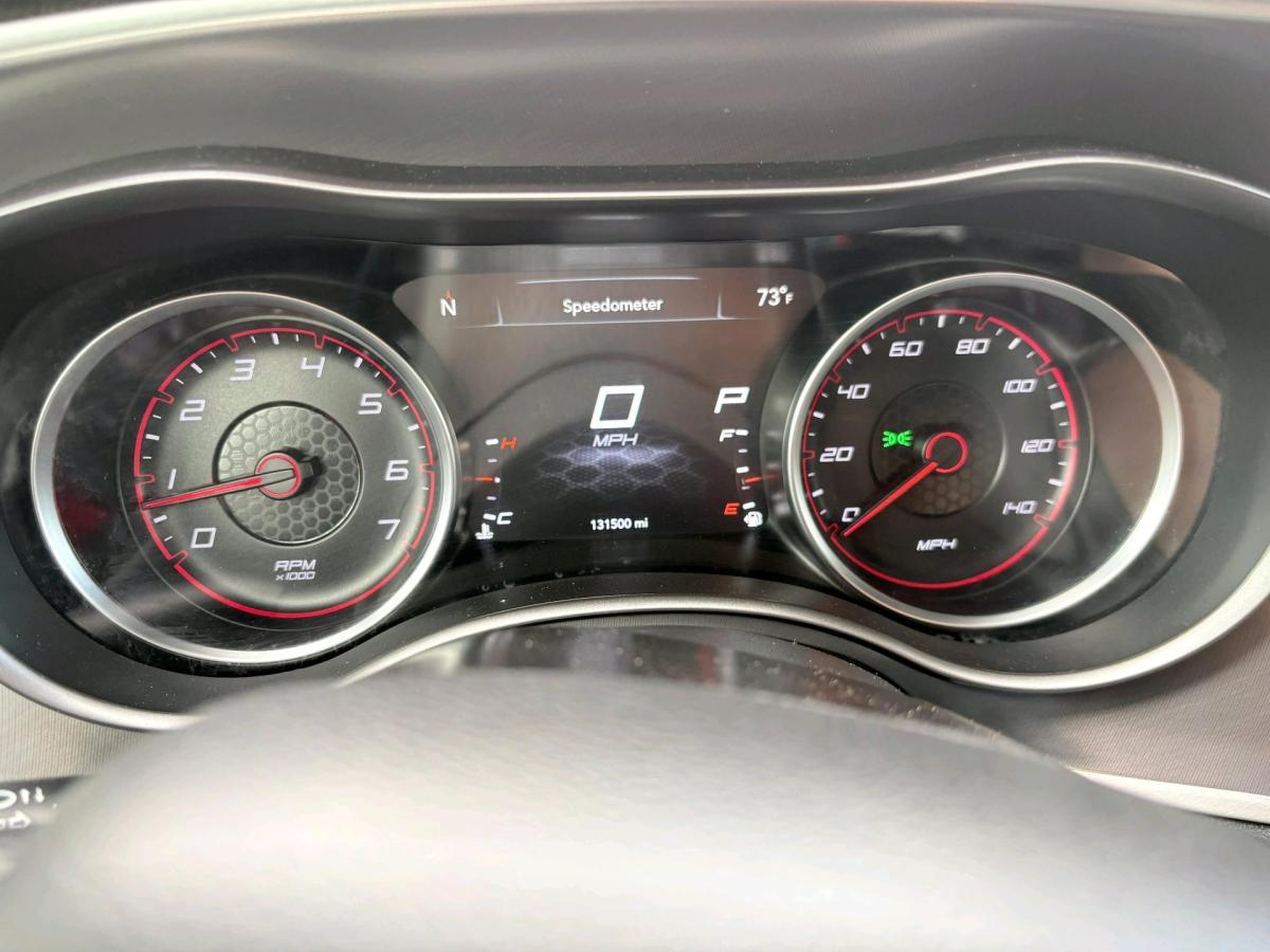 2020 DODGE CHARGER SXT 130kmiles CLEAN TITLE - West Chicago, Illinois - FleaMarketBay