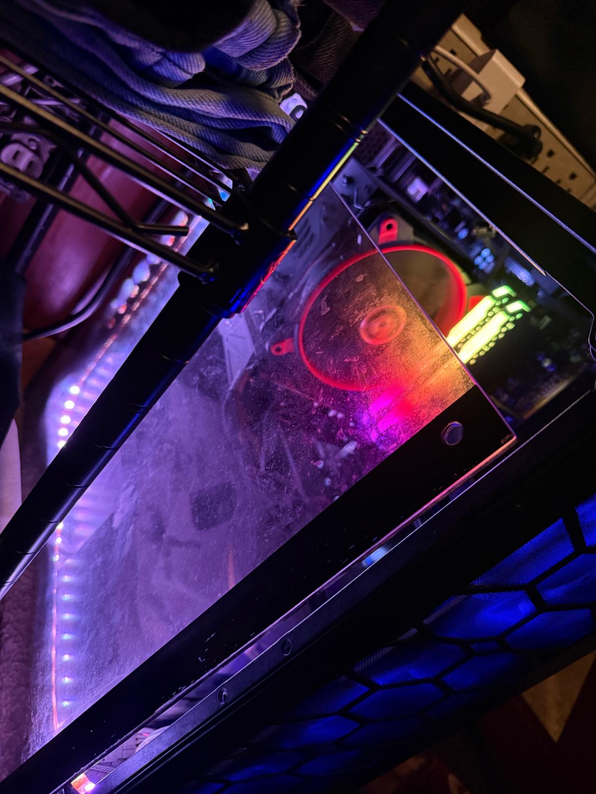 built gaming pc with keyboard and mouse - Phoenix, Arizona - FleaMarketBay