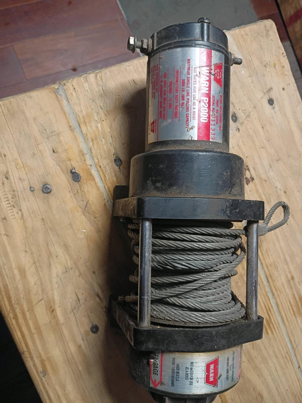 2000 hoist 12 volt battery - Greer, South Carolina - FleaMarketBay