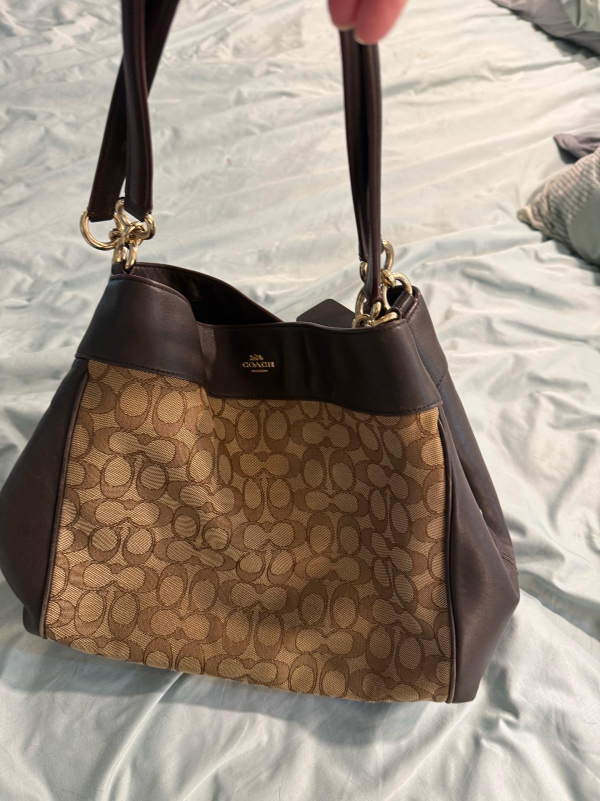 Coach Purse - Fort Myers, Florida - FleaMarketBay
