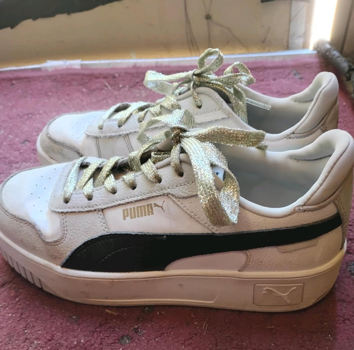 A Nice Pair of White Girls Pumas - Swansea, South Carolina - FleaMarketBay