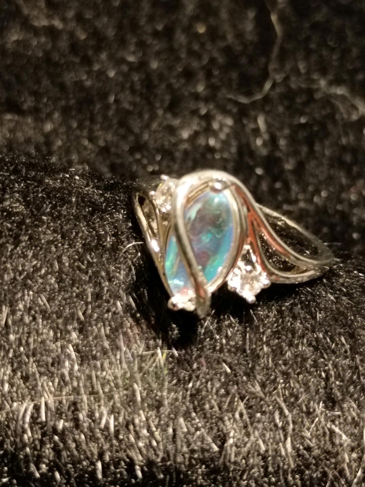 opal ring sz9 - Cleveland, Tennessee - FleaMarketBay