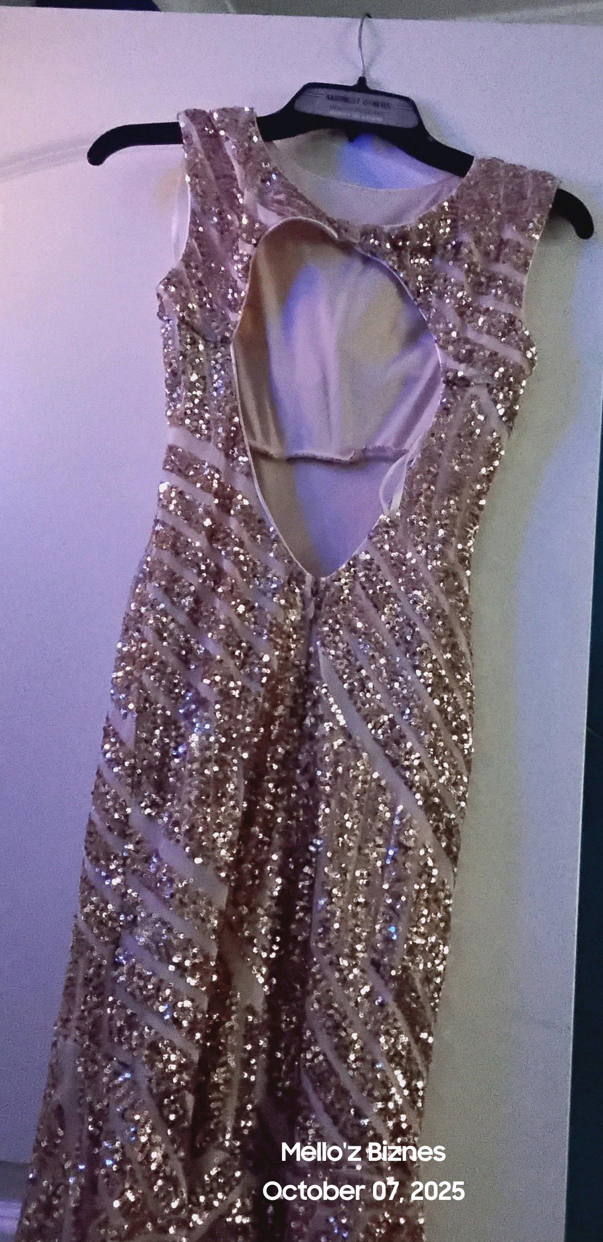 A couple of different dresses - Montebello, California - FleaMarketBay