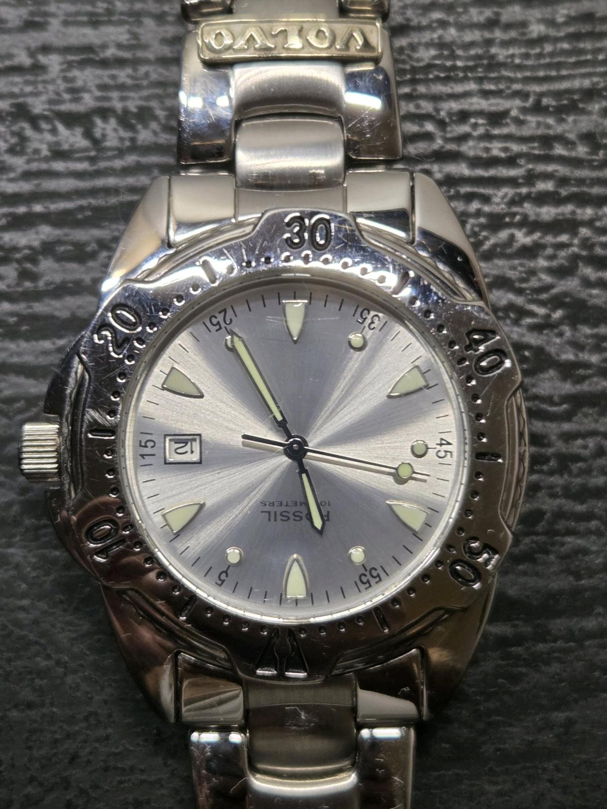 Fossil Watch - Arlington, Texas - FleaMarketBay