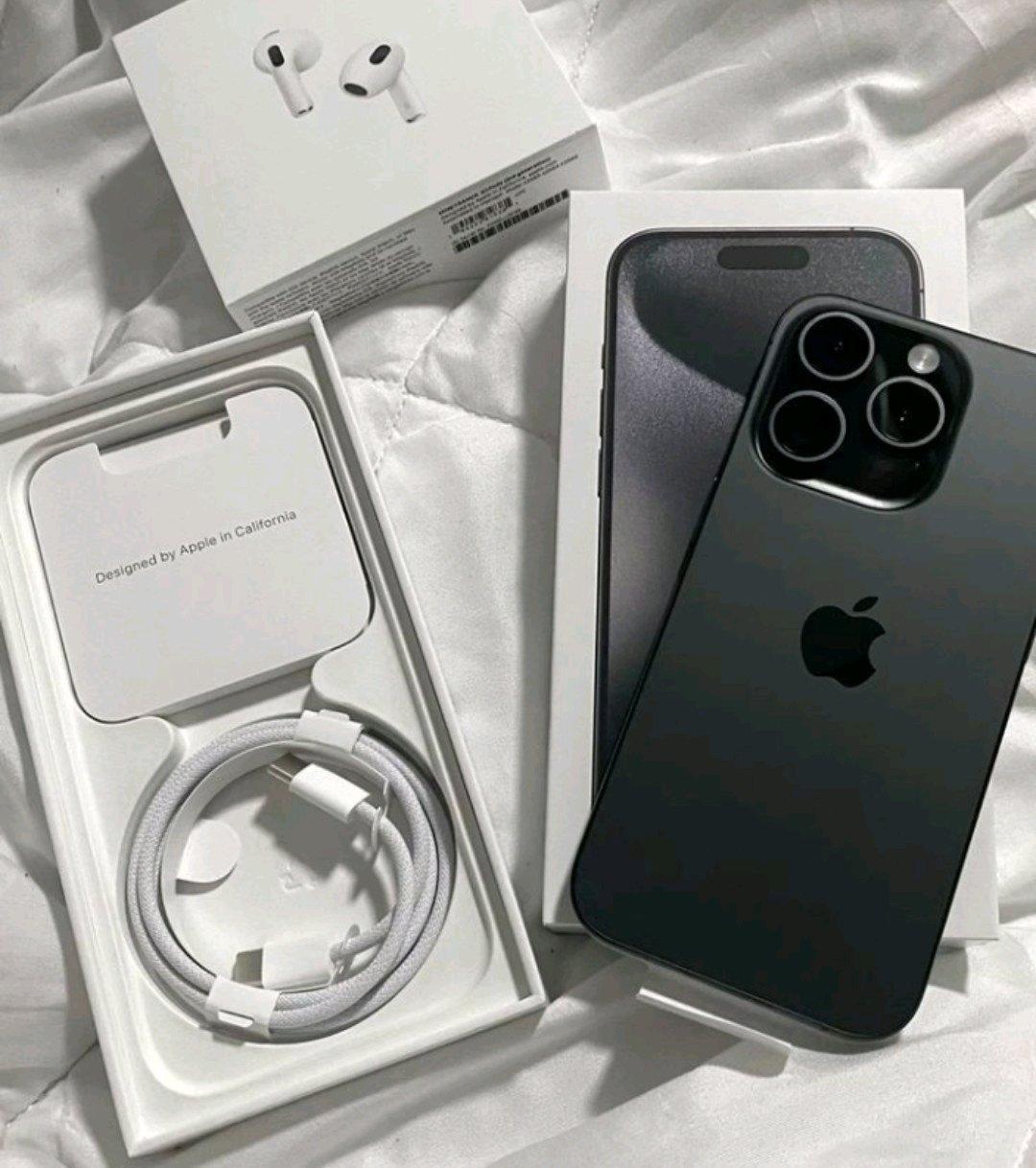 iPhone 16 Pro Max 256GB Unlocked - Blue Ridge, Georgia - FleaMarketBay
