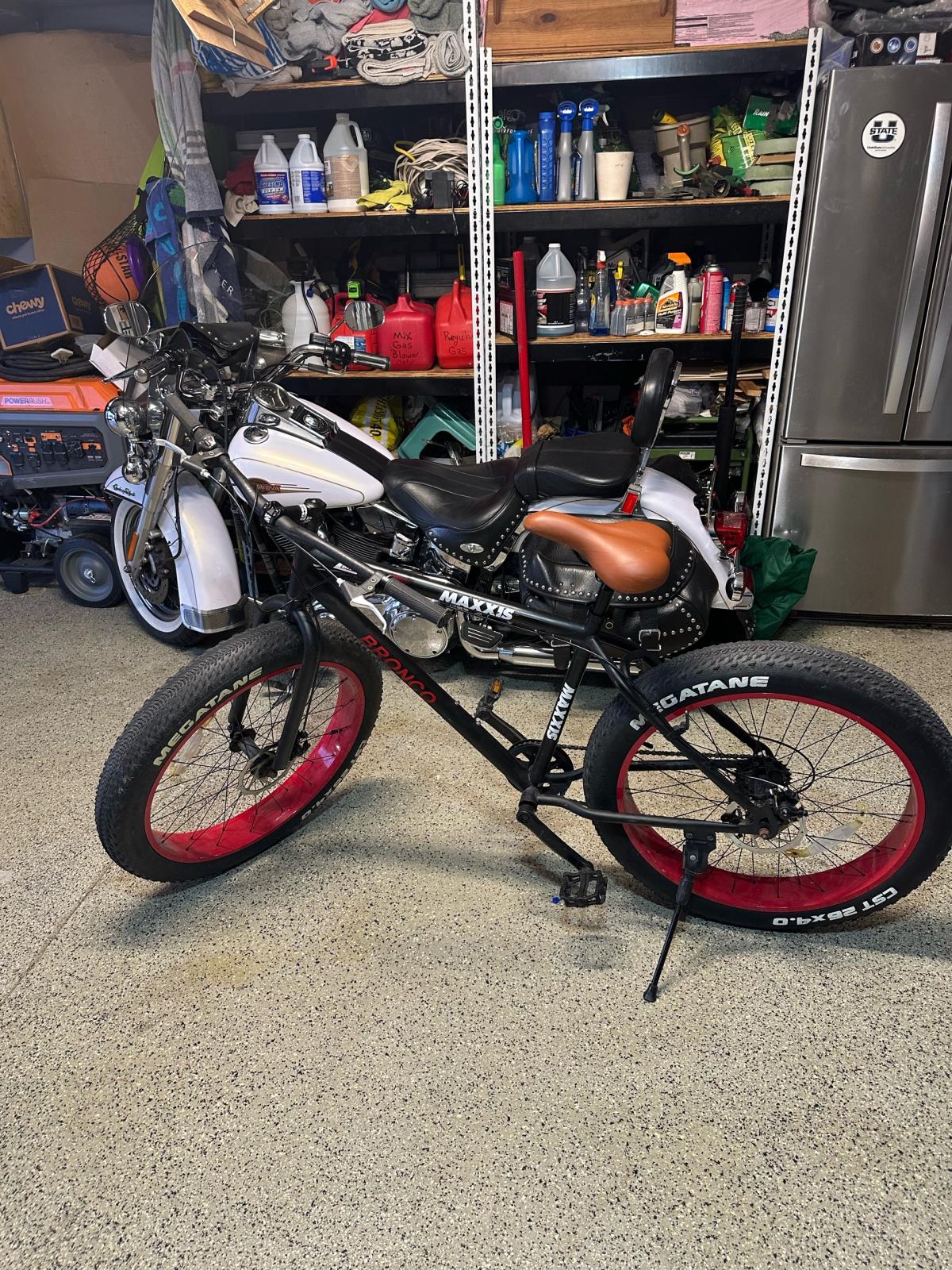 mountain bike large tires 26 inch - Parrish, Florida - FleaMarketBay