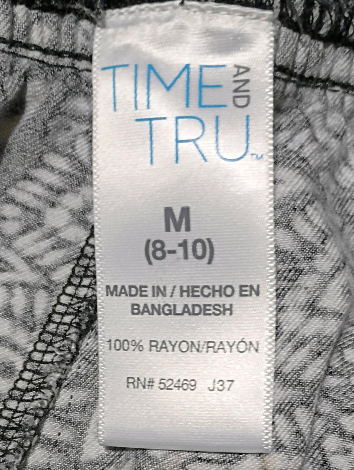 Time and Tru black and white patterned straight leg pants - Laurel, Mississippi - FleaMarketBay