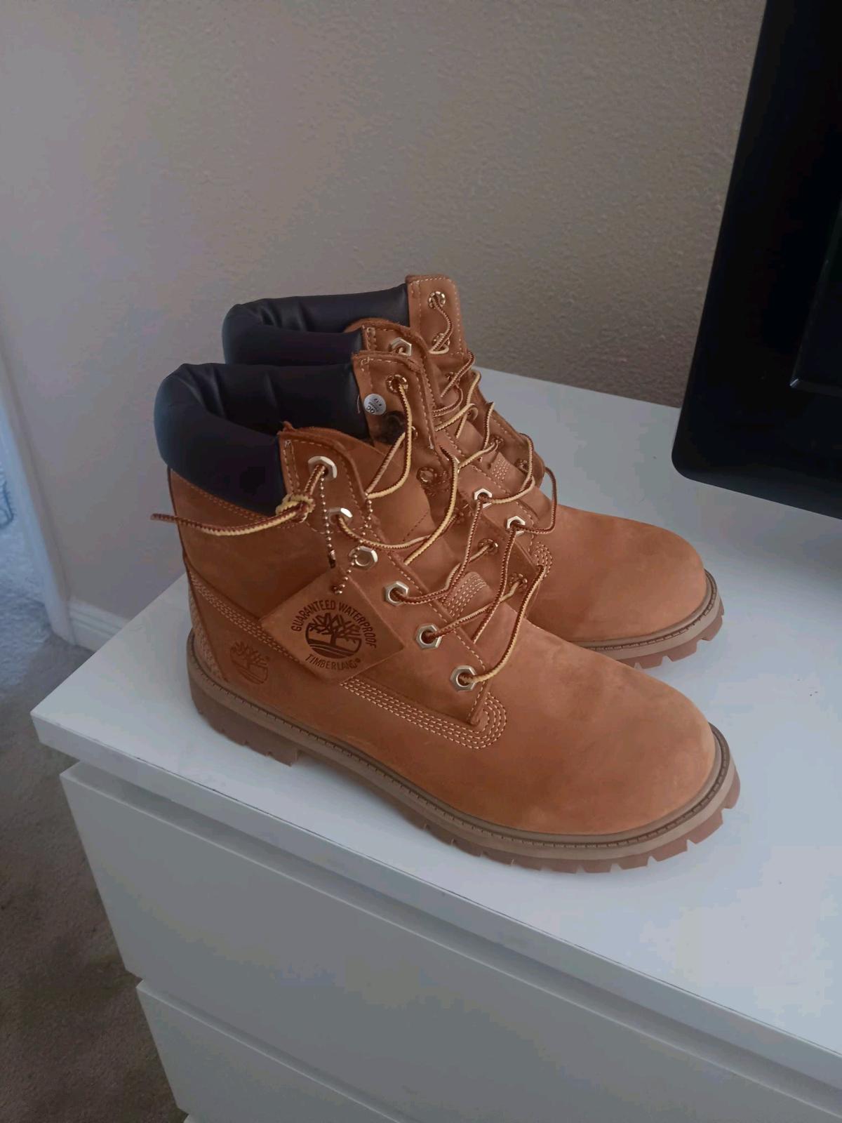 brand new timberland shoes size 6 in men and 8 in womens - Stockton, California - FleaMarketBay