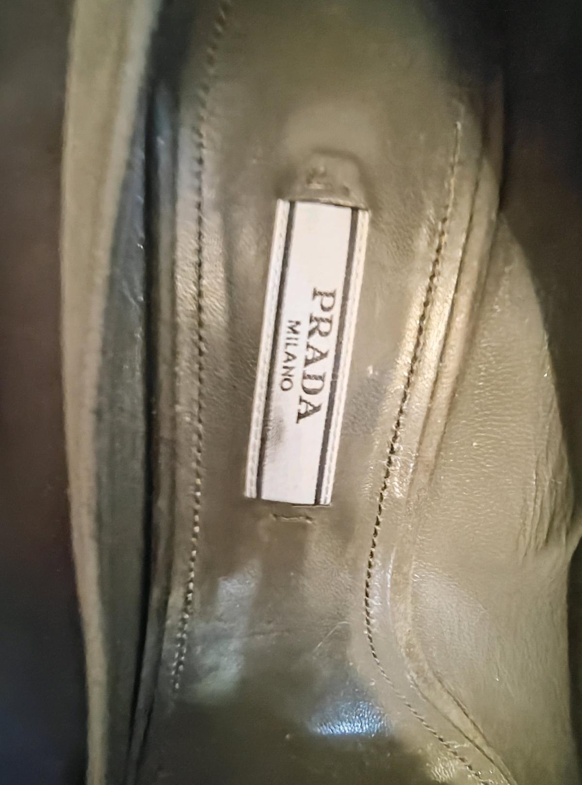 prada pumps with dust bags - Jasper, Missouri - FleaMarketBay