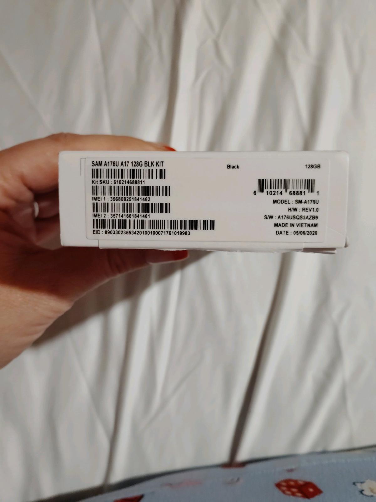 Galaxy A17 5G Cell Phone - Middleburg, Florida - FleaMarketBay