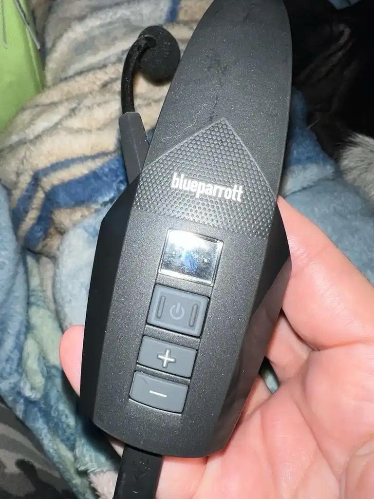 BlueParrot Pro Headset - Phoenix, Arizona - FleaMarketBay