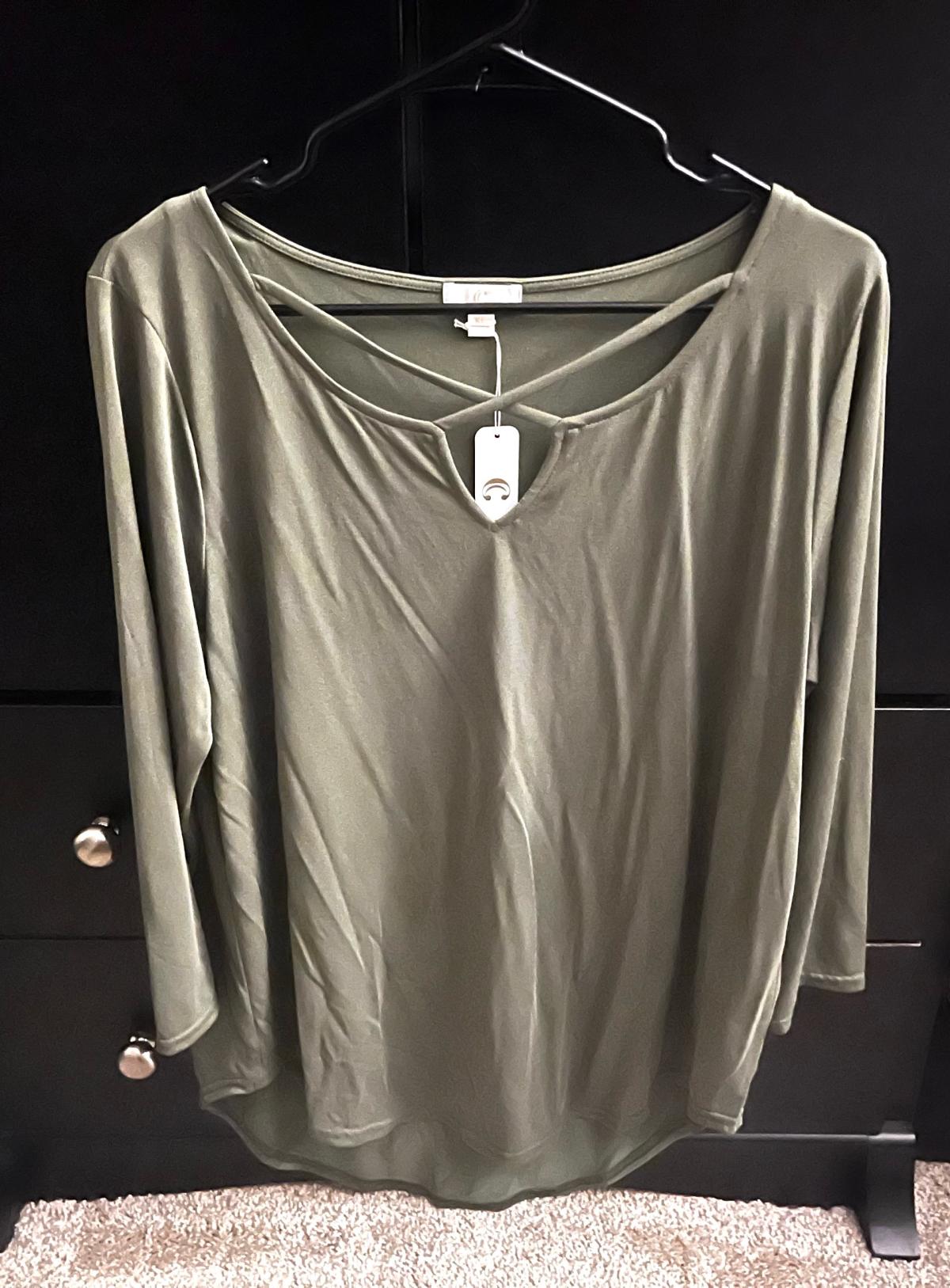Womens Olive Dress Shirt - Norwood, Massachusetts - FleaMarketBay