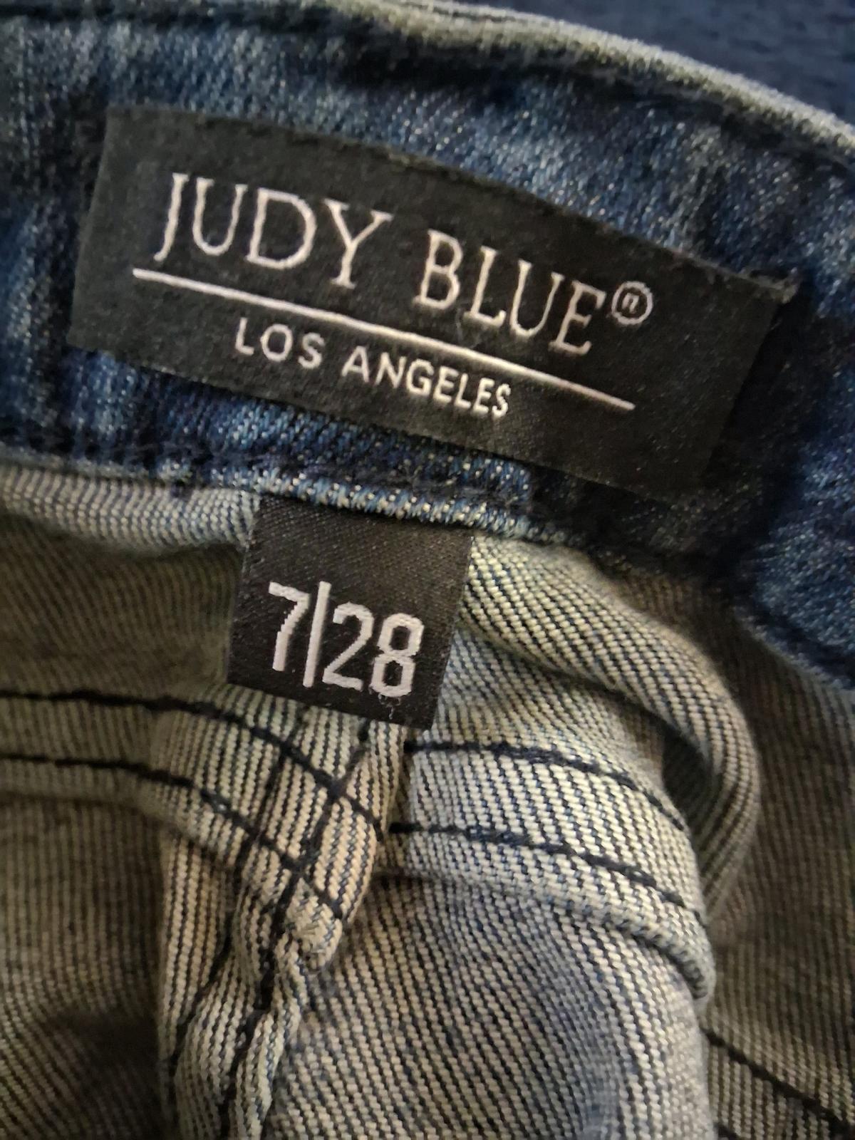 Judy blue bell bottoms - Ruston, Louisiana - FleaMarketBay