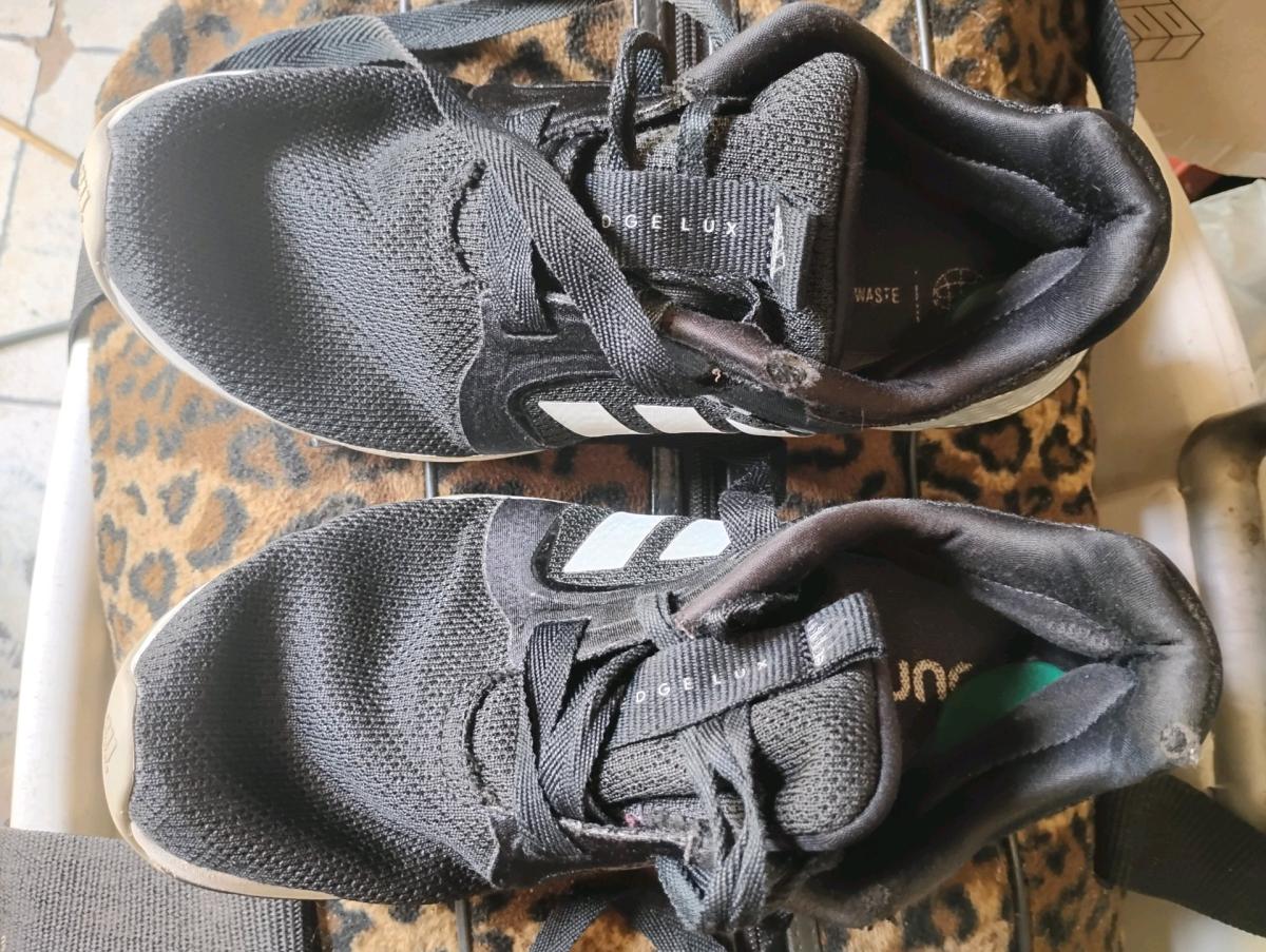 A  Nice  Black  and  White Aditdas Sneakers - Swansea, South Carolina - FleaMarketBay