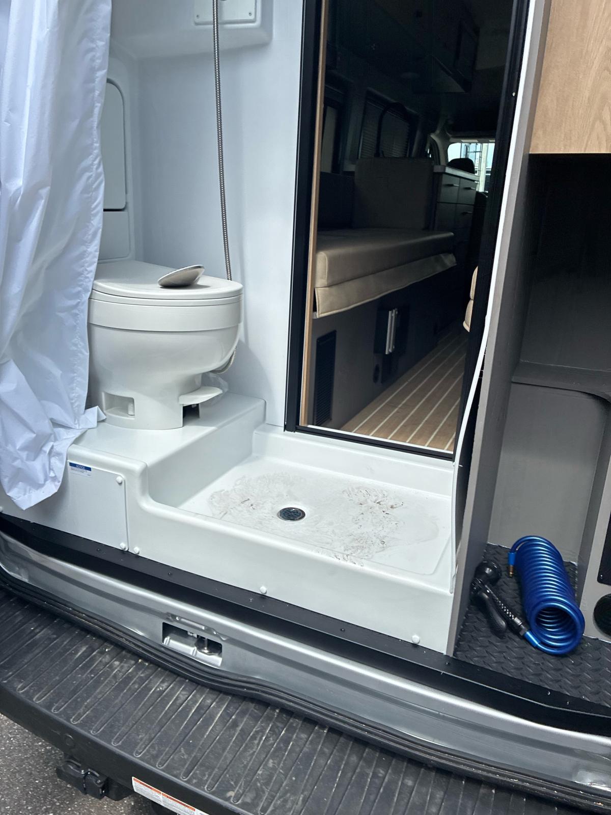 2027 Jayco Solstice 21T - Tampa, Florida - FleaMarketBay