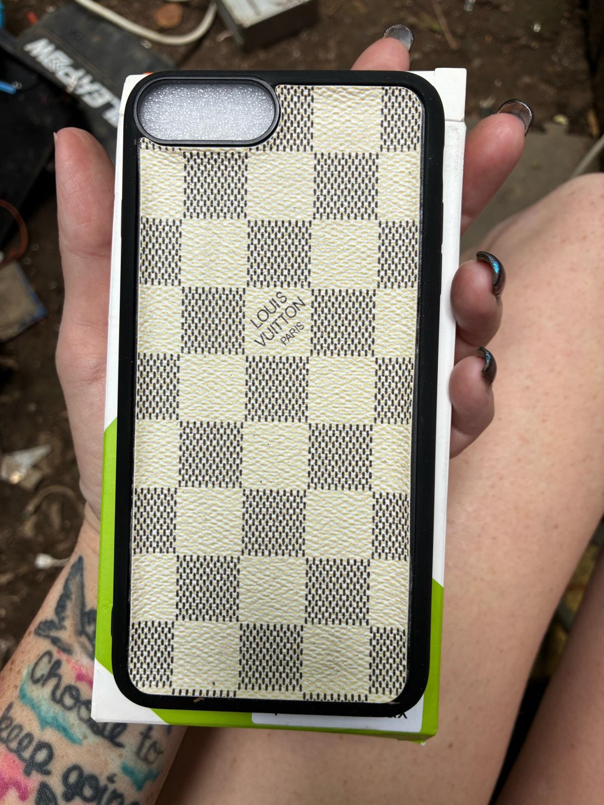 IPhone cases brand new - Lexington, Kentucky - FleaMarketBay