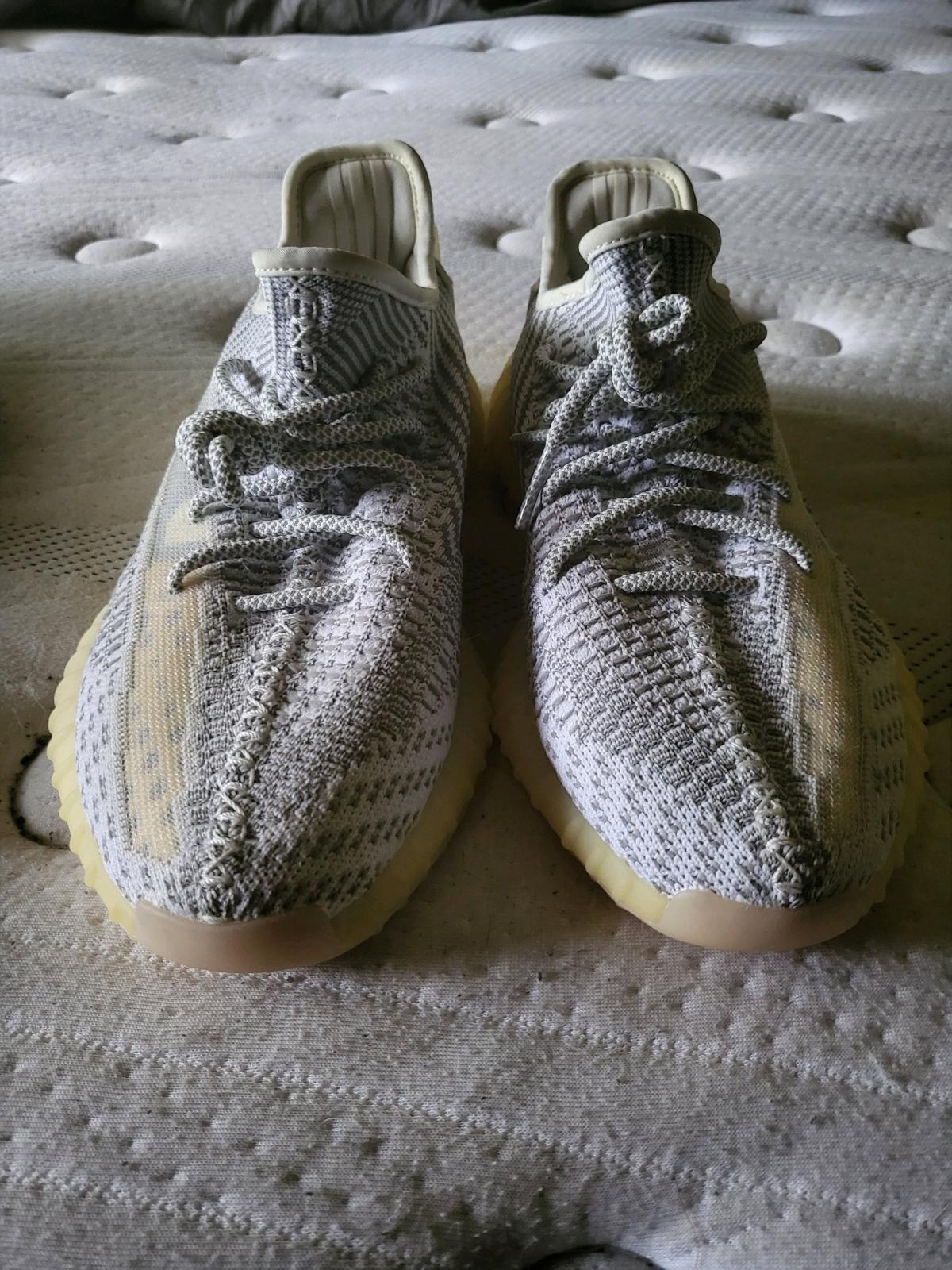 Yeezy Boost 350 V2 Static NonReflective 2018 - Oak Lawn, Illinois - FleaMarketBay